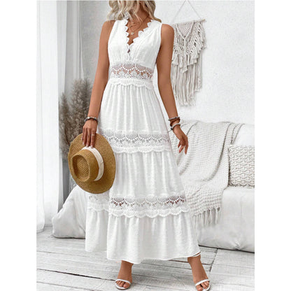 Robe en dentelle à col en V Fiorena Rosa™ Evelina
