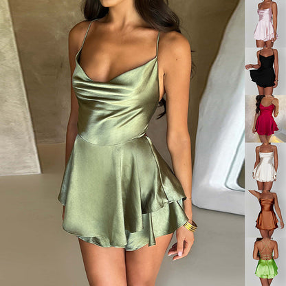 Robe courte à lacets Fiorena Rosa™ Alondra – Allure satinée élégante
