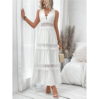 Robe en dentelle à col en V Fiorena Rosa™ Evelina