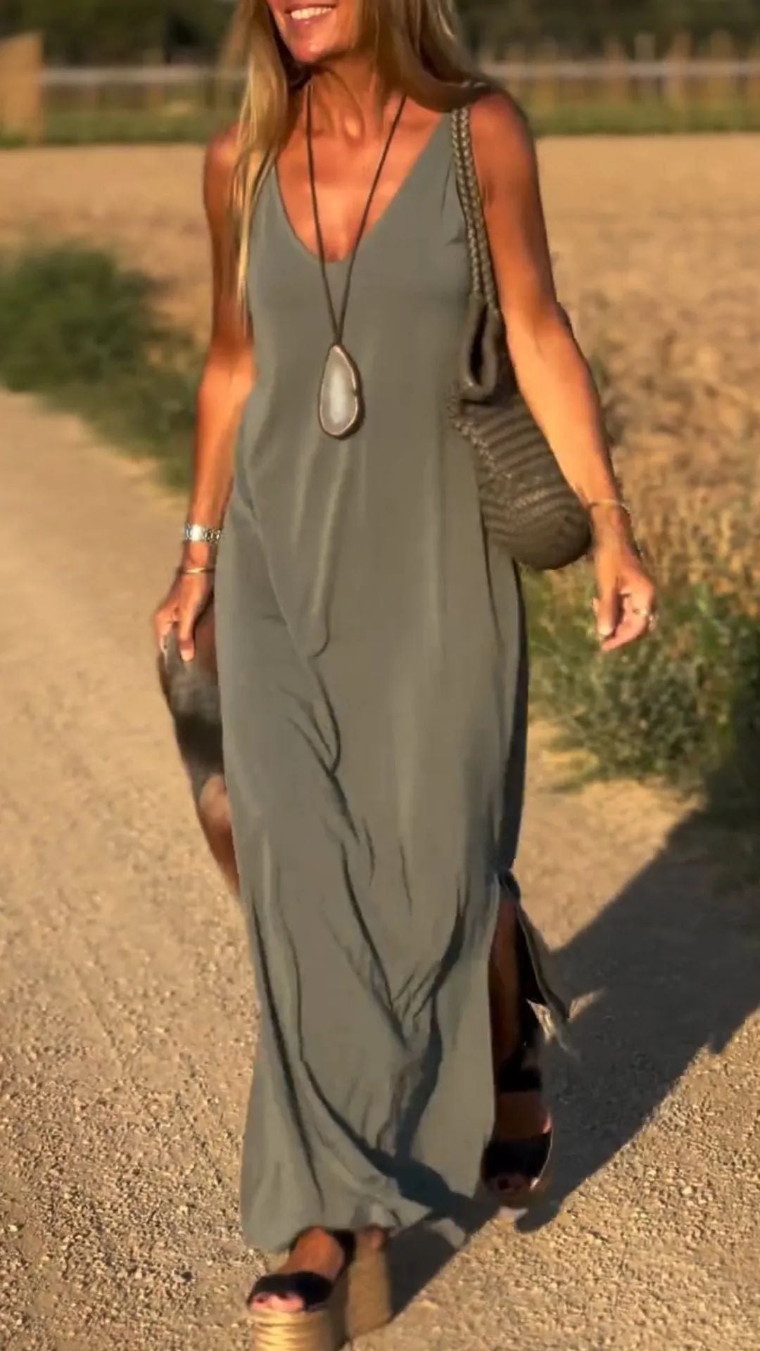 Robe à col en V chic Fiorena Rosa™ Aria