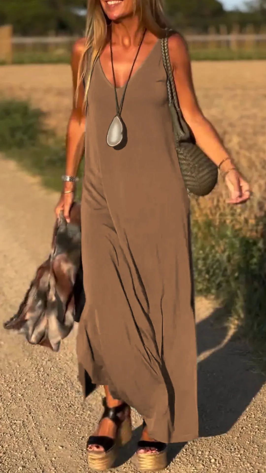 Robe à col en V chic Fiorena Rosa™ Aria